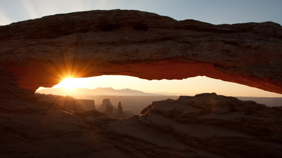 Sunrise at Mesa Arch - Canyonlands NP